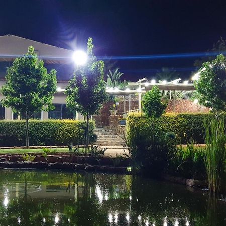 Koi Inn Hartbeespoort Buitenkant foto