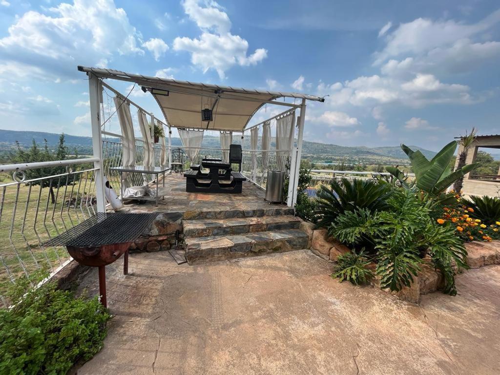 Koi Inn Hartbeespoort Buitenkant foto