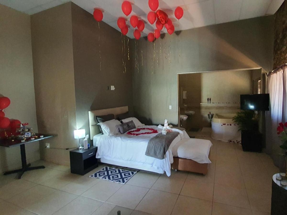 Koi Inn Hartbeespoort Buitenkant foto