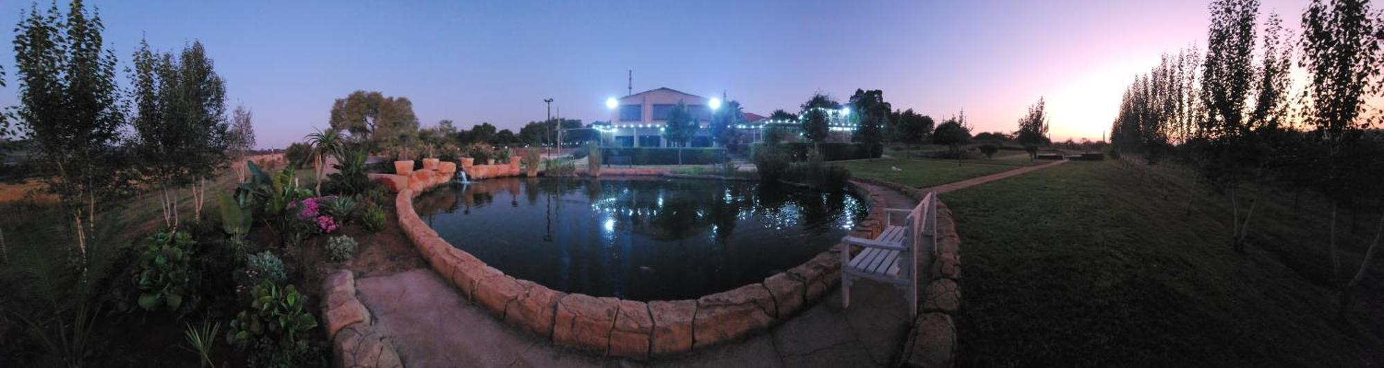 Koi Inn Hartbeespoort Buitenkant foto