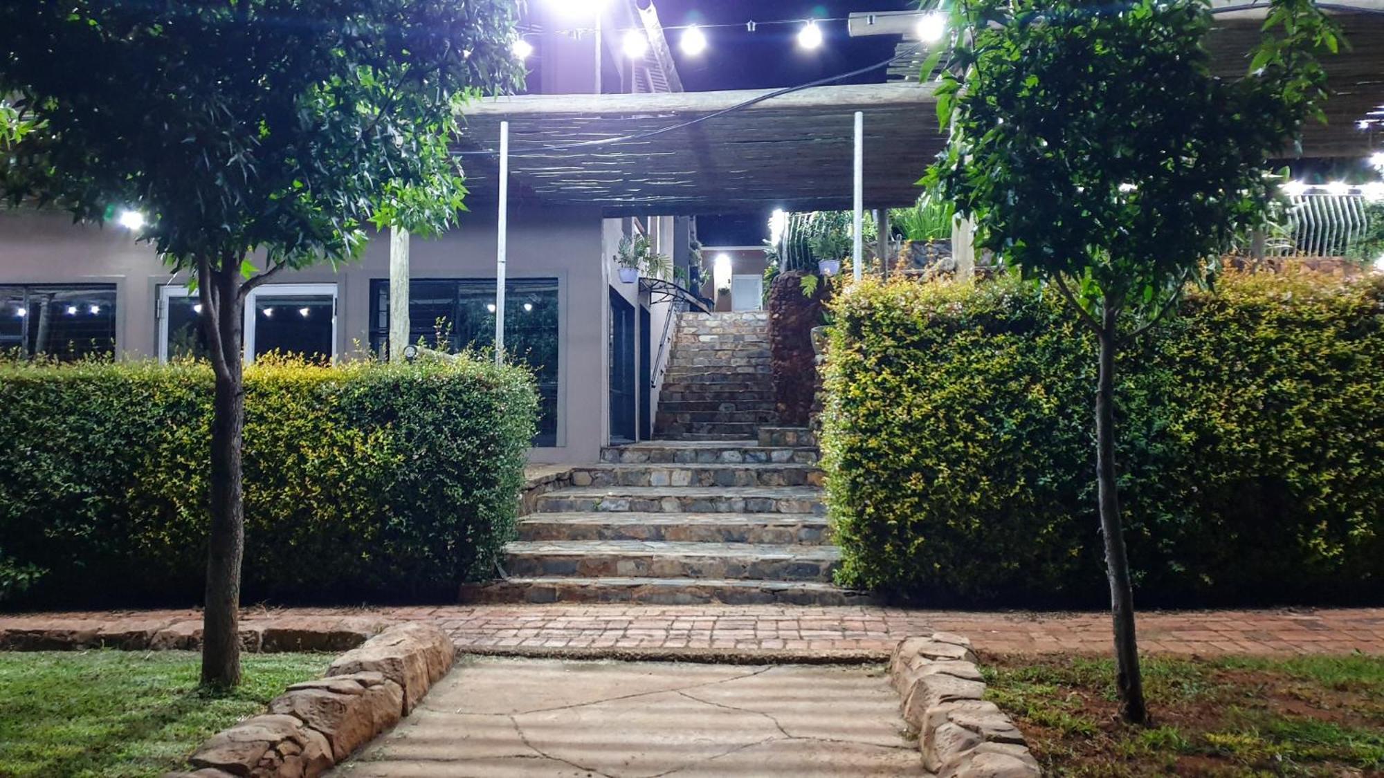 Koi Inn Hartbeespoort Buitenkant foto