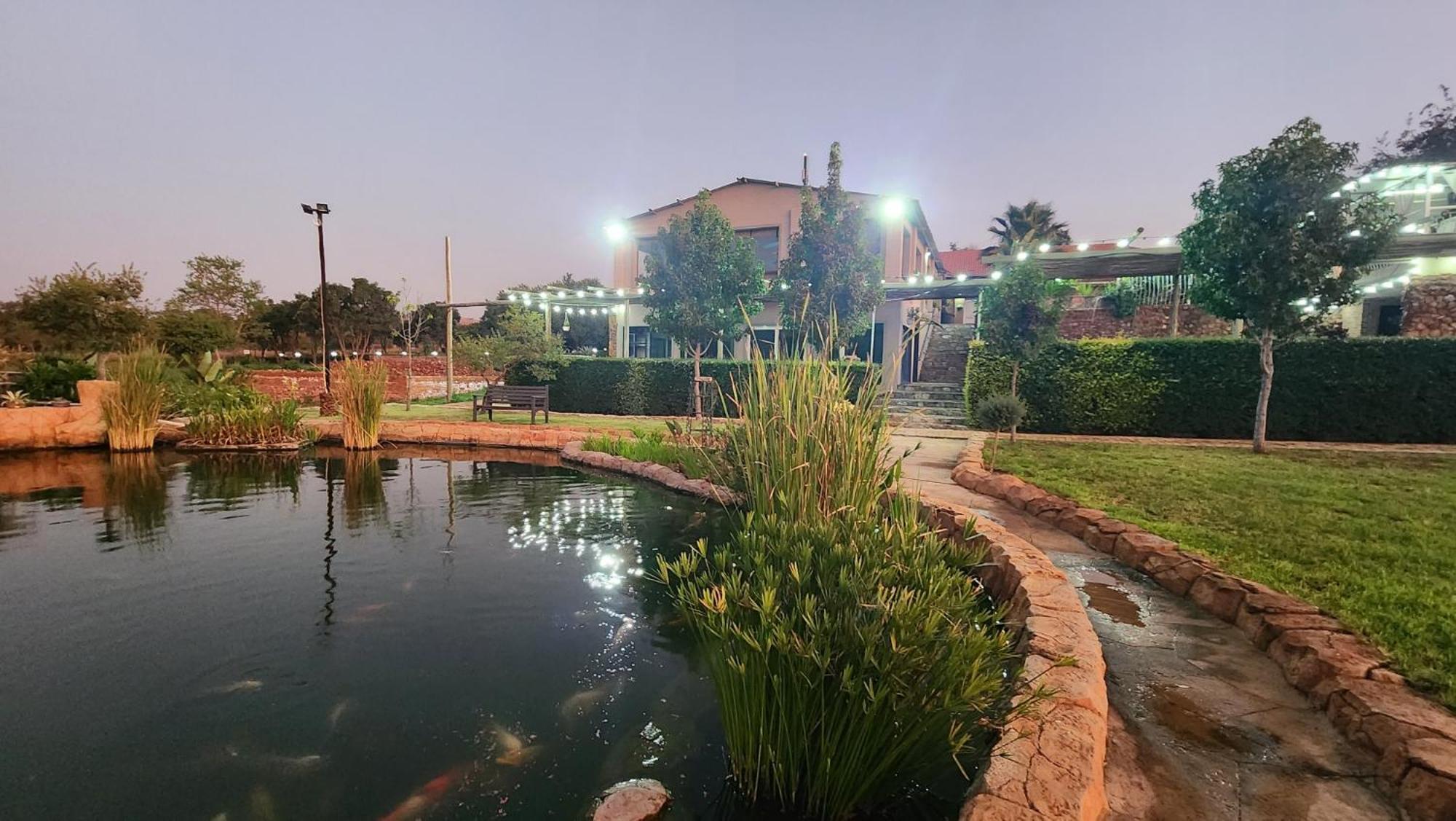 Koi Inn Hartbeespoort Buitenkant foto