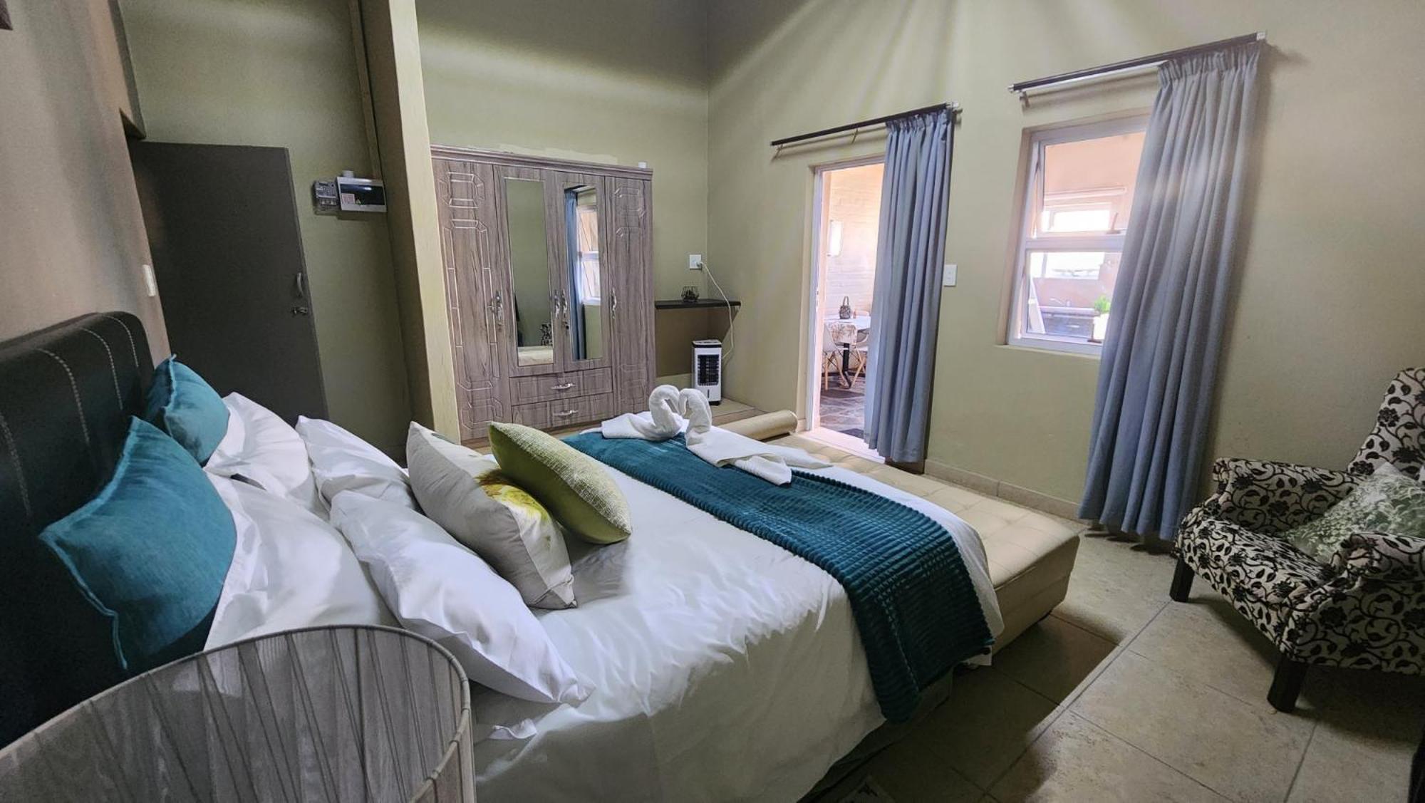 Koi Inn Hartbeespoort Buitenkant foto